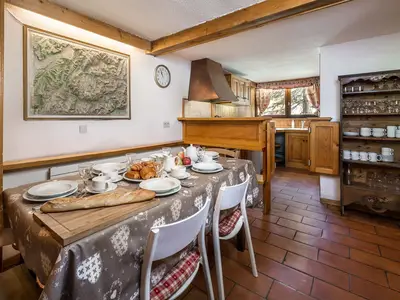 DiningRoom