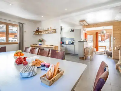 DiningRoom