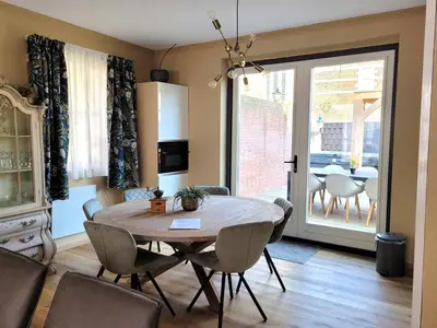 DiningRoom