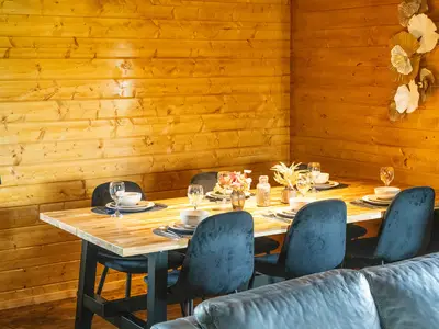 DiningRoom