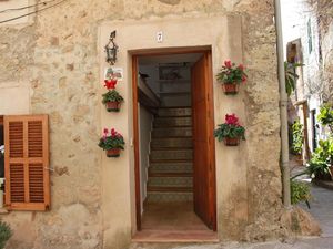 22617767-Ferienhaus-3-Valldemossa-300x225-2