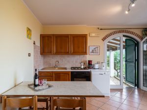 23852367-Ferienhaus-30-Valloria-300x225-5