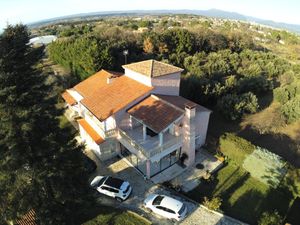 22935911-Ferienhaus-8-Valréas-300x225-1