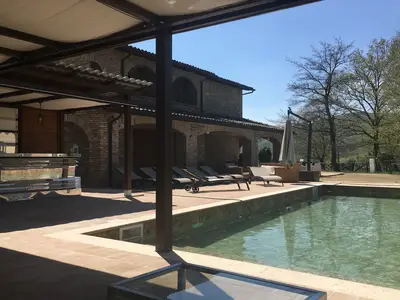 PoolOfHouse