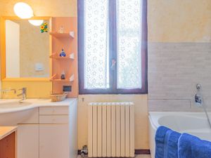 23850141-Ferienhaus-10-Varenna-300x225-5