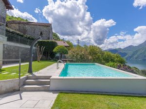 23855674-Ferienhaus-4-Varenna-300x225-5