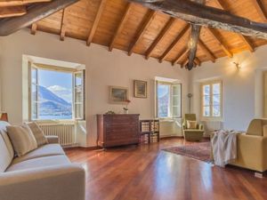 Ferienhaus für 8 Personen (236 m²) in Varenna