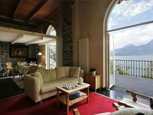 22069905-Ferienhaus-6-Varenna-300x225-4