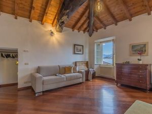 23640471-Ferienhaus-8-Varenna-300x225-1