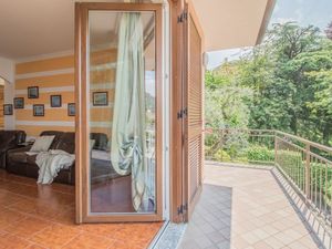 23679476-Ferienhaus-4-Varenna-300x225-4