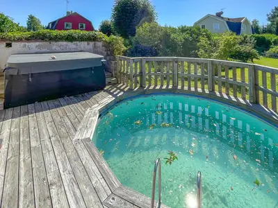 pool
