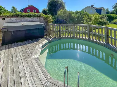 pool