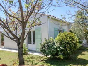 23845700-Ferienhaus-6-Vaux Sur Mer-300x225-3