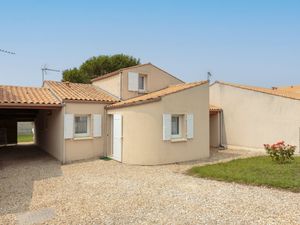 23839965-Ferienhaus-6-Vaux Sur Mer-300x225-0