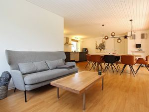 23055343-Ferienhaus-6-Vejby-300x225-3