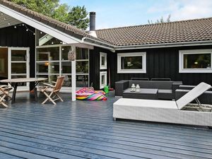 22880361-Ferienhaus-8-Vejby-300x225-1