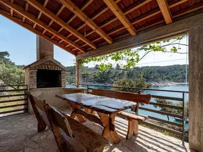 Ferienhaus für 4 Personen (55 m²) in Vela Luka 1/10