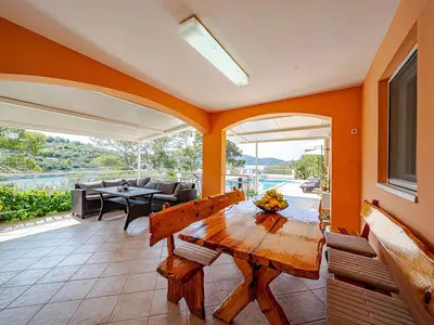 Ferienhaus für 8 Personen (300 m²) in Vela Luka 10/10