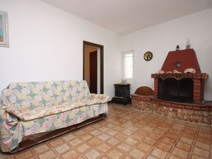 18323019-Ferienhaus-6-Veli Rat-300x225-1