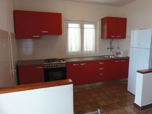 18323019-Ferienhaus-6-Veli Rat-300x225-3