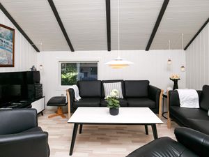 22172685-Ferienhaus-6-Vemb-300x225-1