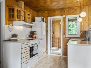 24018267-Ferienhaus-8-Vemb-300x225-4