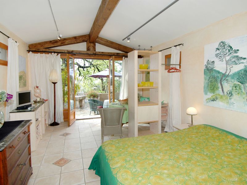 23846651-Ferienhaus-2-Vence-800x600-2