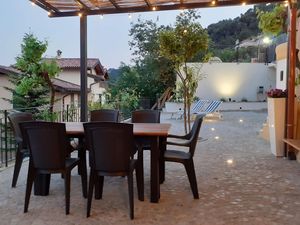 23438421-Ferienhaus-4-Ventimiglia-300x225-5