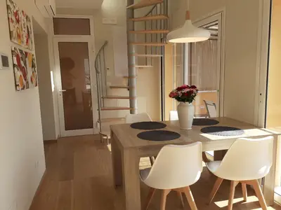 DiningRoom