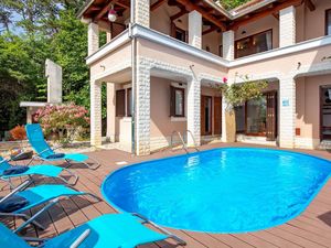 23950727-Ferienhaus-8-Veprinac-300x225-1