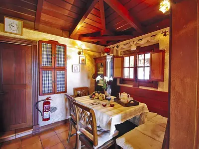 DiningRoom