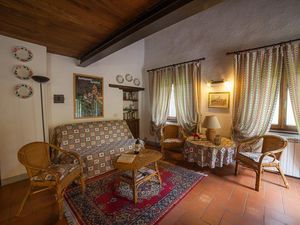 22766783-Ferienhaus-5-Vergemoli-300x225-1