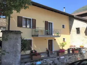 Ferienhaus für 5 Personen (130 m²) in Verscio