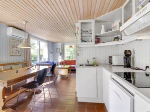 23865803-Ferienhaus-6-Vesløs-300x225-5