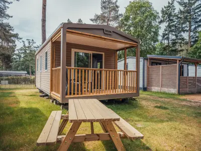 Außenseite Ferienhaus [Sommer]