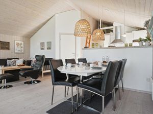 23824054-Ferienhaus-8-Vestervig-300x225-3