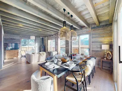 DiningRoom