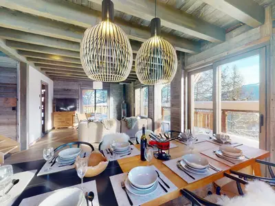 DiningRoom