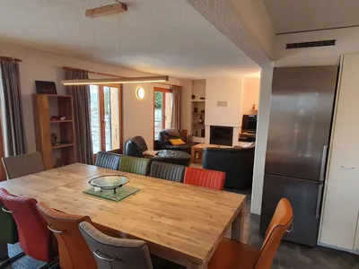 DiningRoom