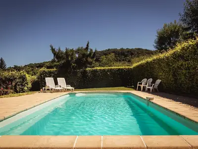 PoolOfHouse