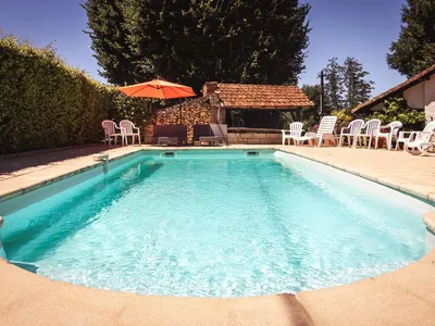 PoolOfHouse