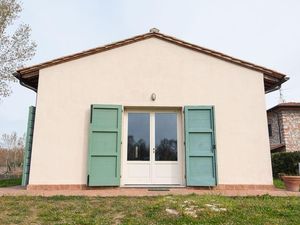 22435227-Ferienhaus-5-Viareggio-300x225-4