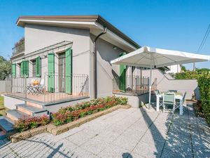 Ferienhaus für 7 Personen (150 m²) in Viareggio