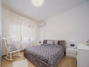 23866757-Ferienhaus-3-Viareggio-300x225-3