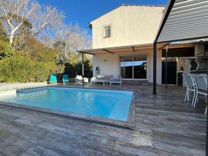 23988876-Ferienhaus-8-Vidauban-300x225-0