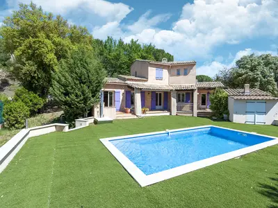PoolOfHouse