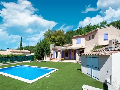 PoolOfHouse