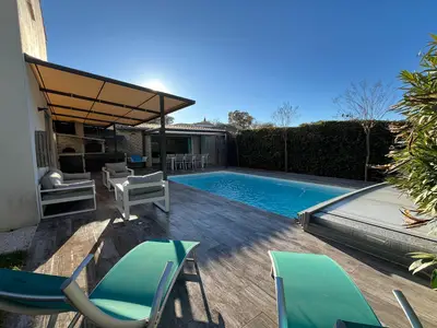 PoolOfHouse