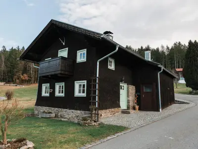 Außenseite Ferienhaus [Sommer]