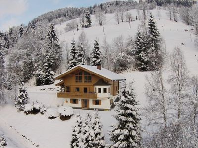 Außenseite Ferienhaus [Winter]